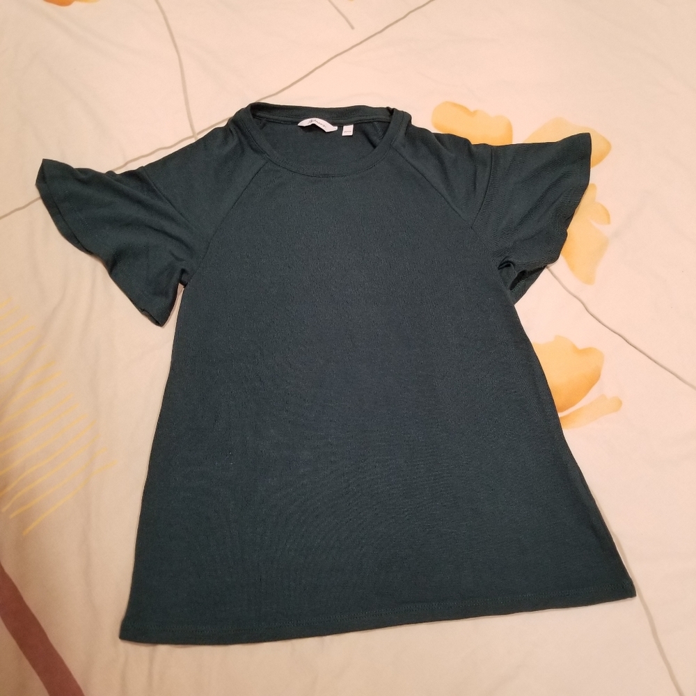 Small 🎉New green shirt!